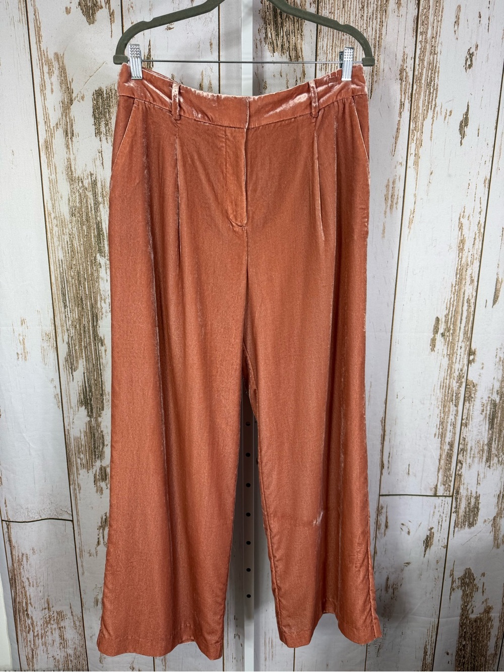 LOFT Wide Leg Velvet Pants in Rusty Coral. Size 10. Excellent condition!